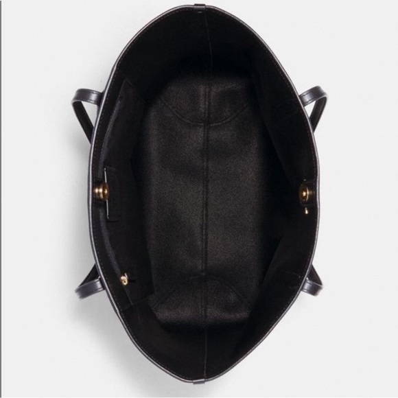 Like New Coach City Tote Bag in Signature Canvas - Picture 2 of 7